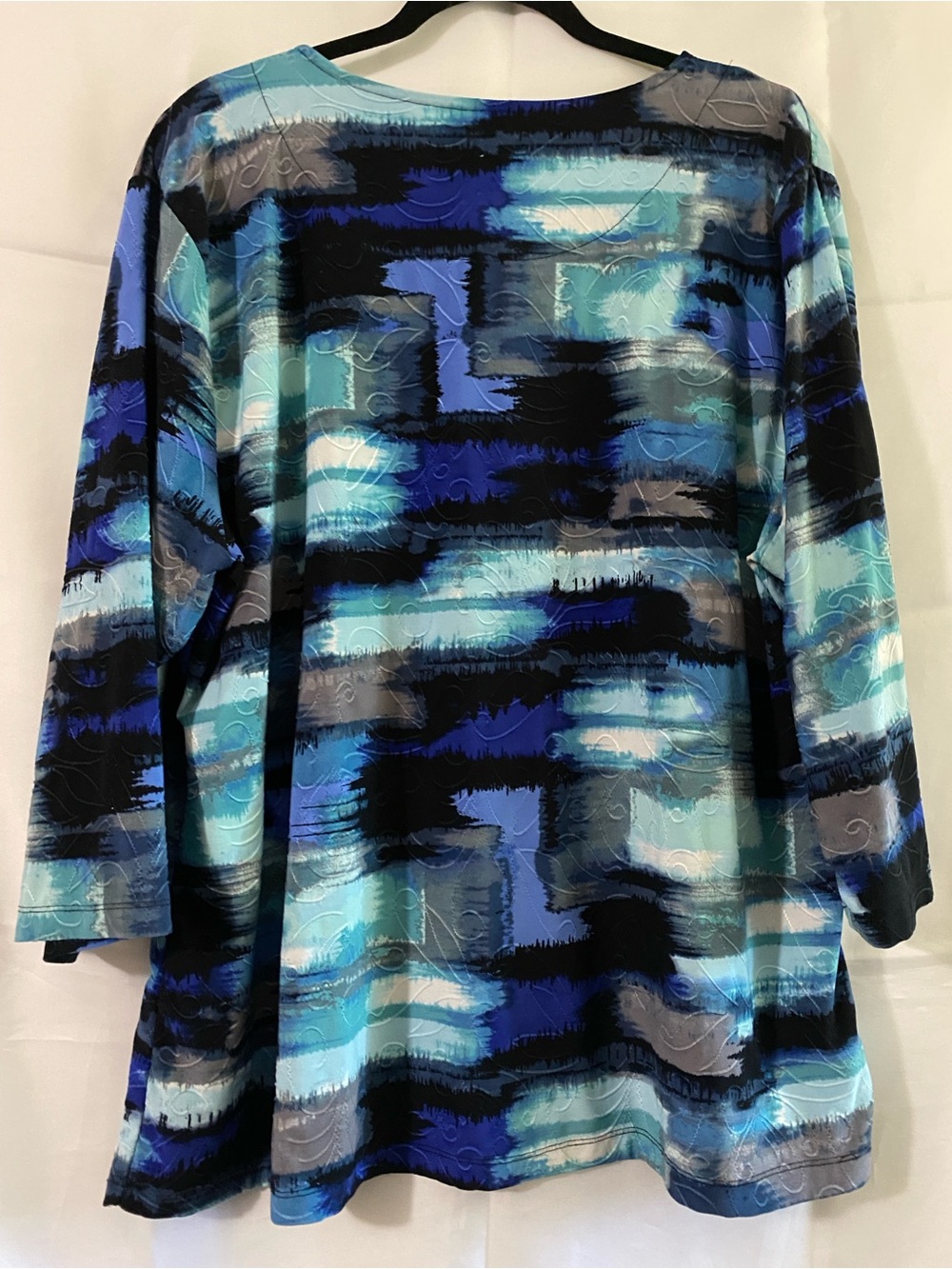 JM Collection Woman 3X Blue Abstract Embroidered Textured 3/4 Sleeve Top - Picture 2 of 11